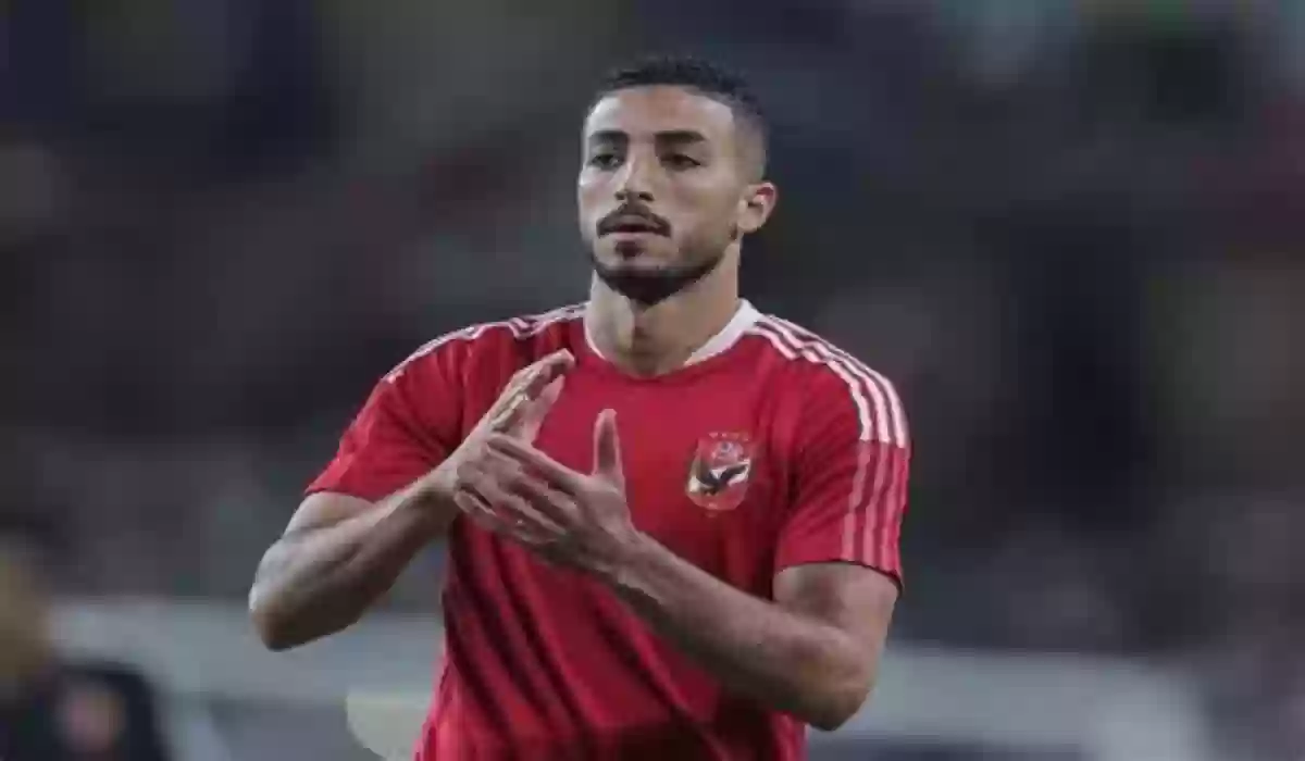 مفاجأة مدوية.. نجم الأهلي المصري بديل حجازي في الاتحاد