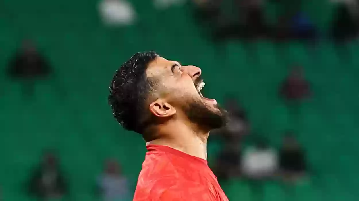  جماهير الهلال السعودي تدعم المعيوف