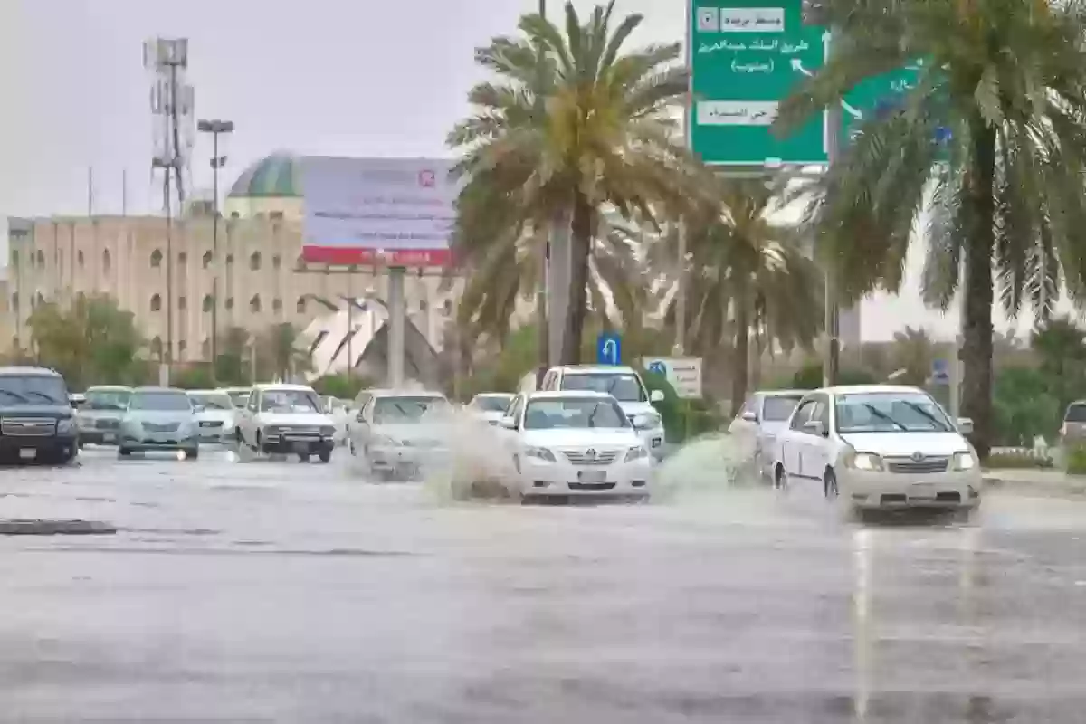 الأرصاد تحذر من حالة جوية مضطربة على أنحاء المملكة تستمر حتى عيد الفطر