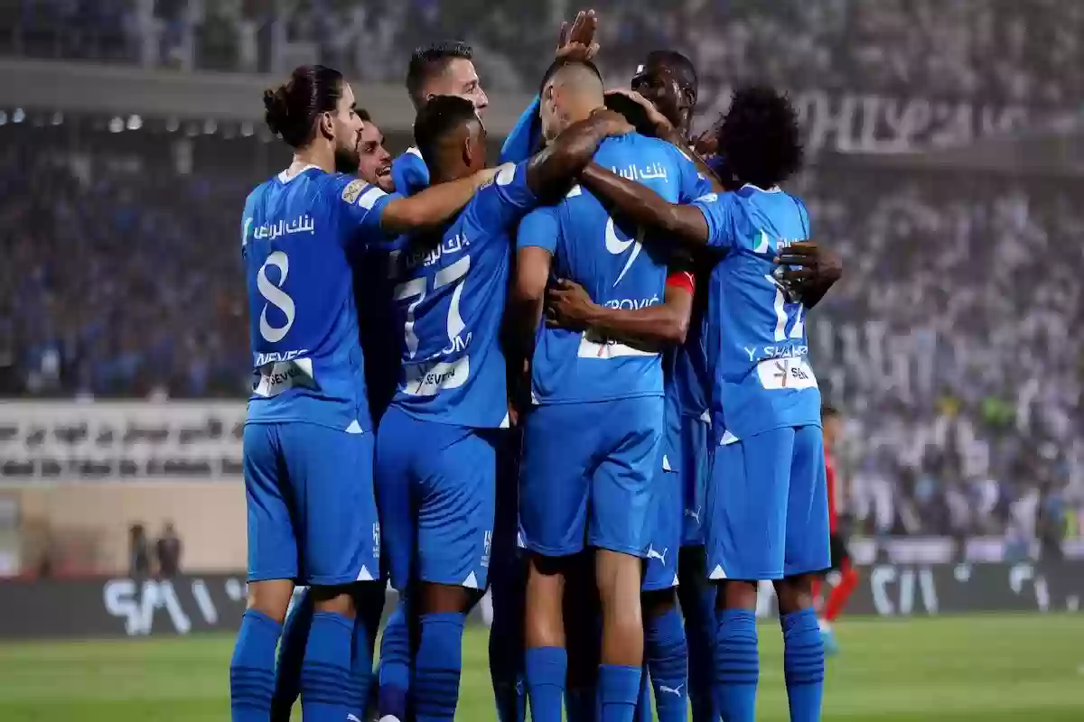 بالمشاركة الأولى لقائد الهلال السابق